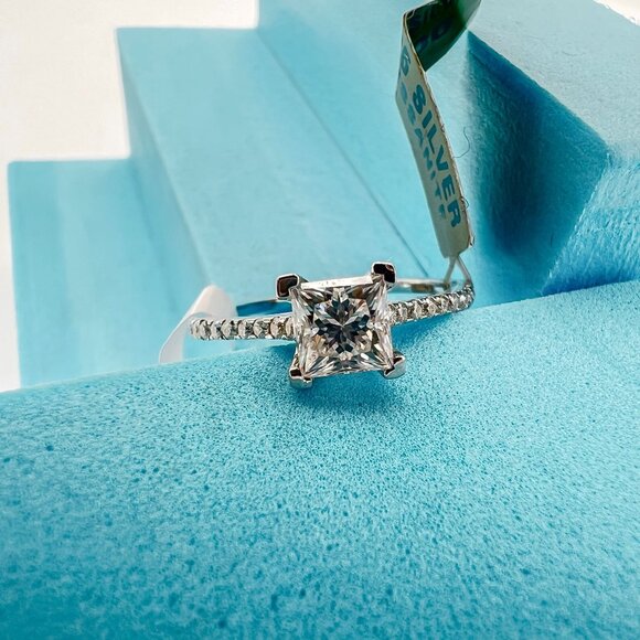 925 Sterling Sliver Moissanite Wedding/Engagement Ring, 1.0ctw VVS Stones Hip Ho - Picture 3 of 6